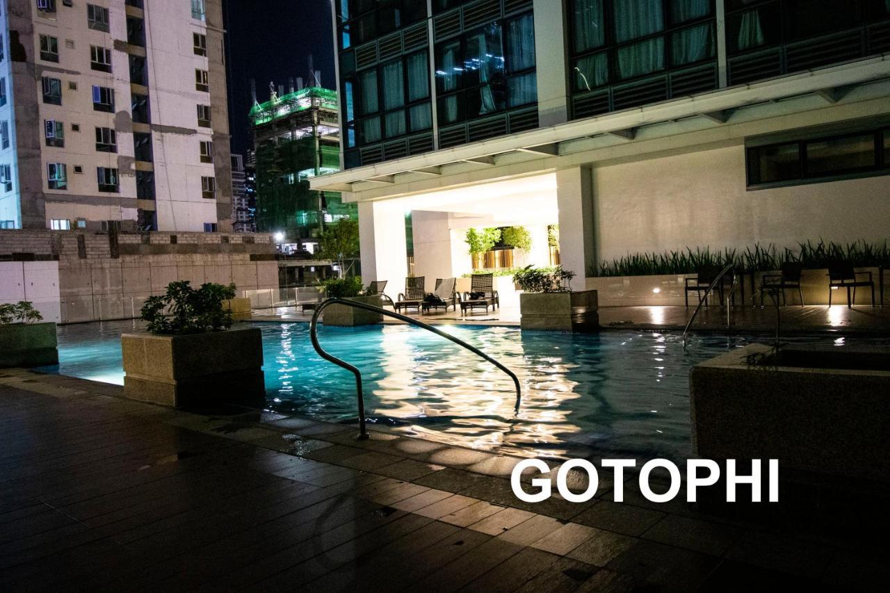 One Uptown Residence Тагиг Экстерьер фото